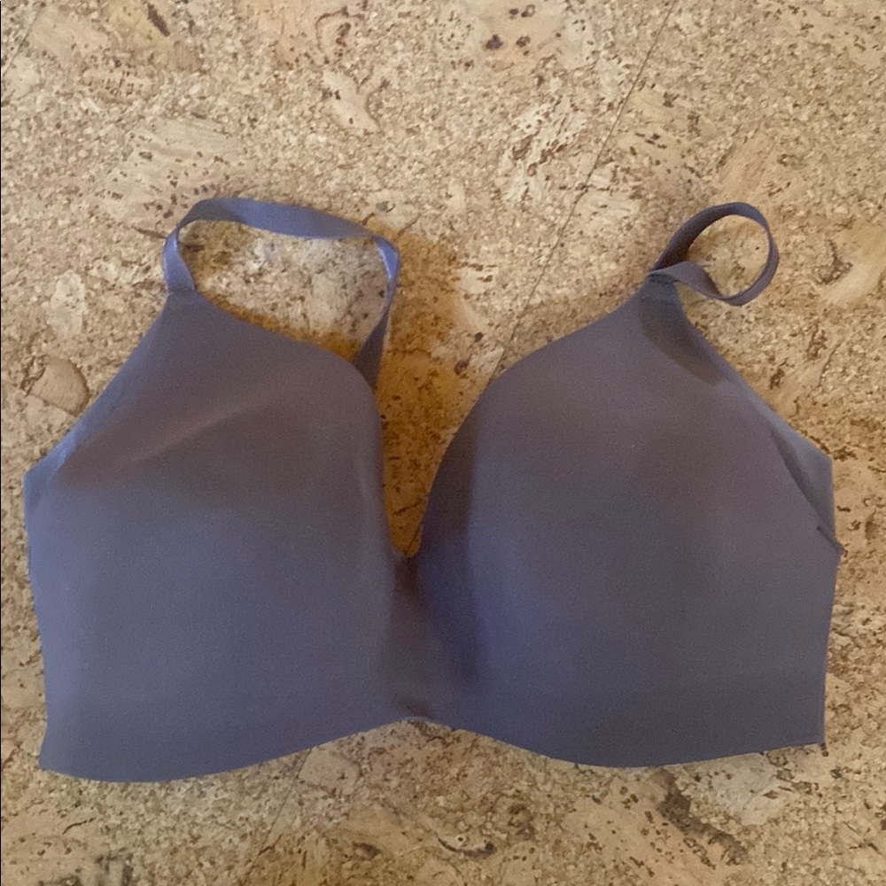 Knix wing woman Bra with Smooth Molded Cups